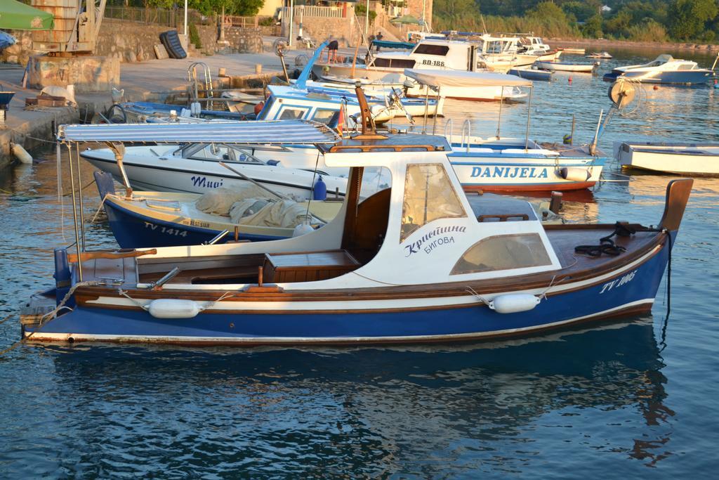 Suntime Villa 7 Tivat Exterior foto