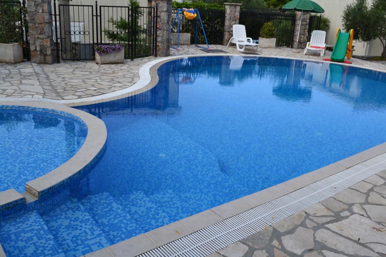 Suntime Villa 7 Tivat Exterior foto
